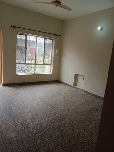 Beautiful First Floor For Rent In I-10