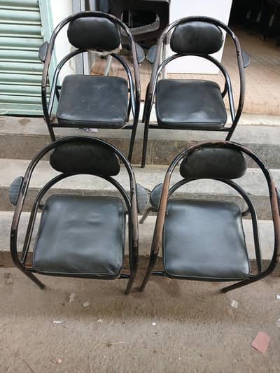 Used But Good Condition visitors chairs available