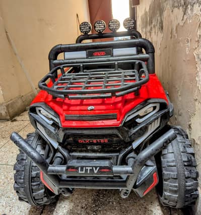 Big size kids car electric like new car only one month used