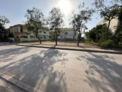 Beautiful Location 16 Marla Semi Corner Plot Front Open All Paid Solid Land Available For Sale. Investor Price