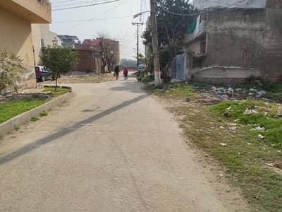 10 Marla LDA Approved Commercial Plot for Sale | Near UCP, Emporium & Orange Line