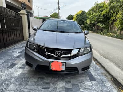Honda City 18 | Excellent | Silver | First Owner | Officer Car