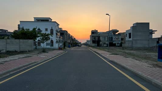 5 Marla Plot For Sale At Block OLC - A Hot Location in Bharia Orchard Raiwind Lahore