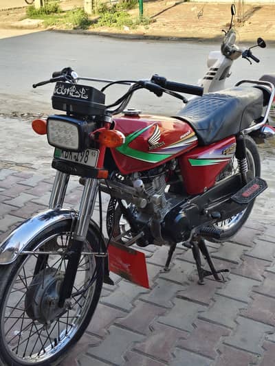 Honda CG125 2015 model