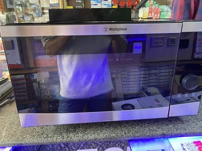 Westinghouse Brand microwave Full original 10/10