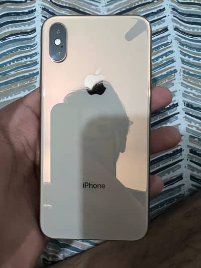 iphone xs golden colour 64gb