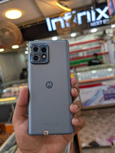 moto edge 40 pro 12/256