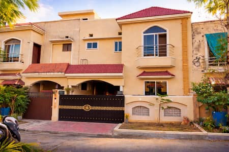 Bahria town 5 Marla House for sale