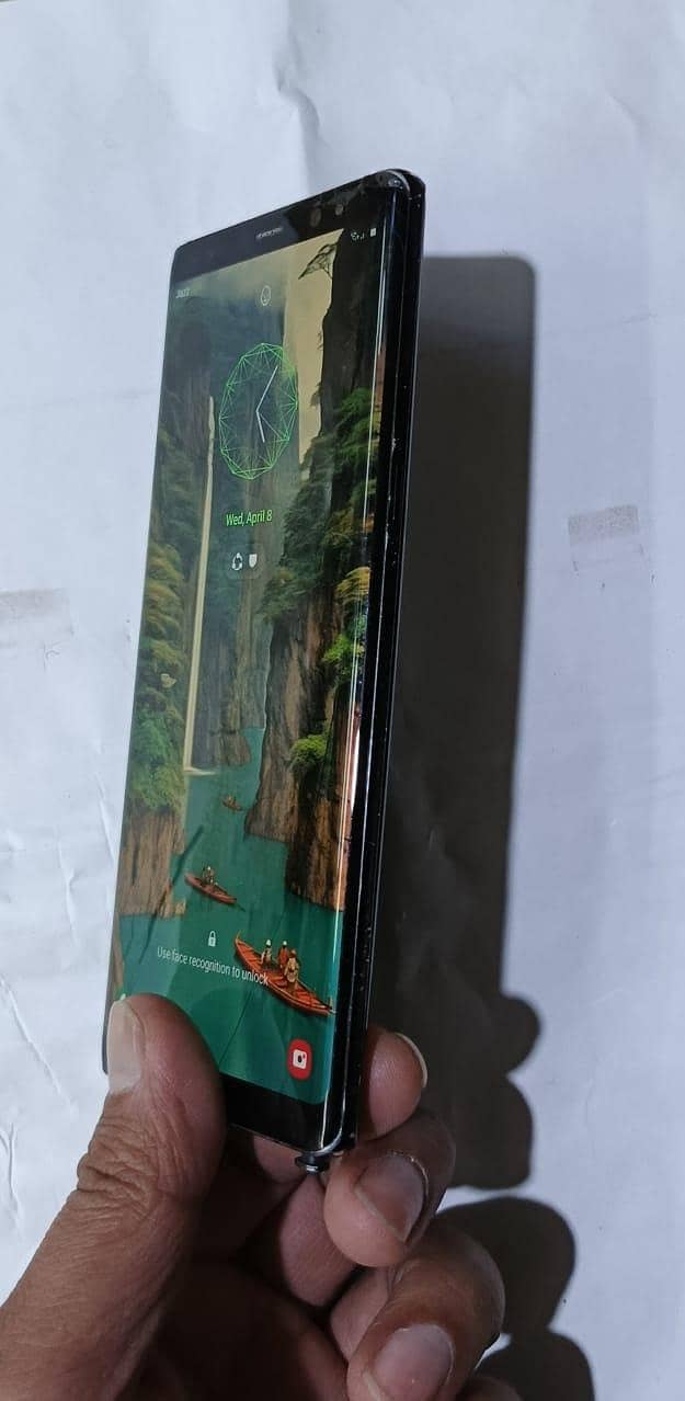 Samsung note 8 4