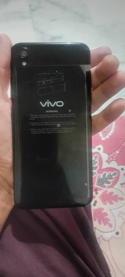 vivo y91 6 128 with cover and charger