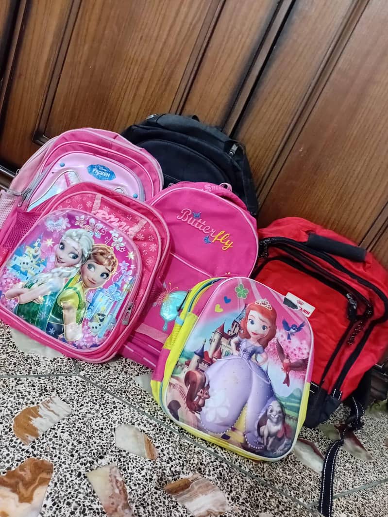 Different School Bag 0