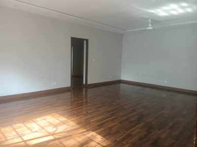 1 Kanal Double Story House with 4 Car Parking for Rent in P Block Model Town Lahore