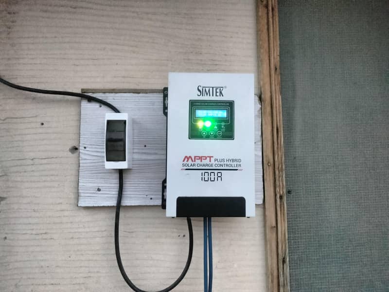 Simteck Mppt 100A 4