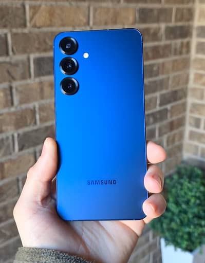 Samsung Mobile S25 Plus 10/10 with box