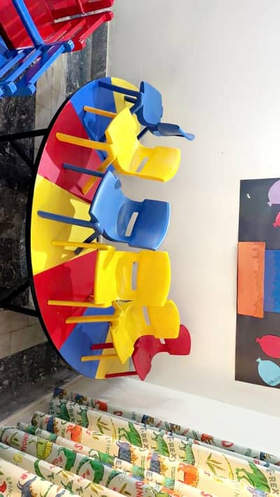 original boss chairs with round table full set for sale