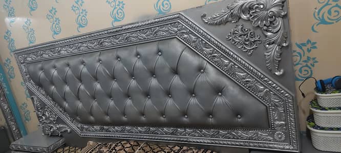 beautiful master bad  new condition