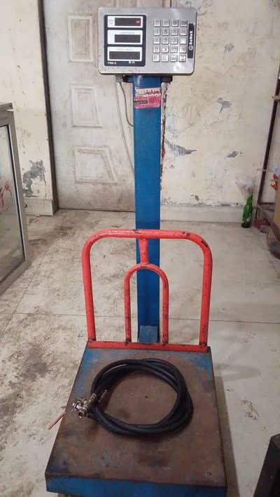 LPG Refilling Pump and scale