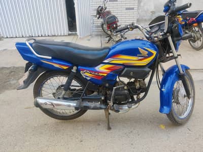 Honda pridor