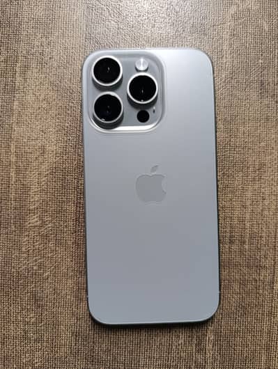 iphone 15 pro 128gb with box (jv)