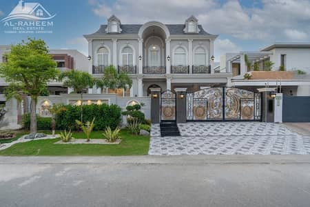 100% ORIGINAL PICS KANAL EYE CATCHING SUPERB LUXURY BUNGALOW FOR SALE ON TOP LOCATION