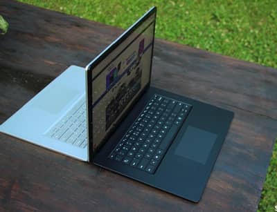 Microsoft Surface Laptop 4  | core i5 11th generation | 10/10