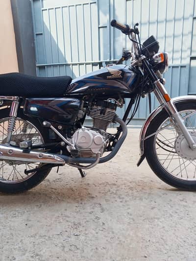 Good conditon 125 bike 2025 modal