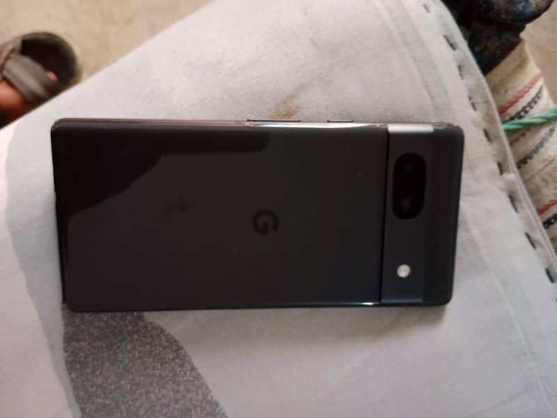 Google pixel 7a 5
