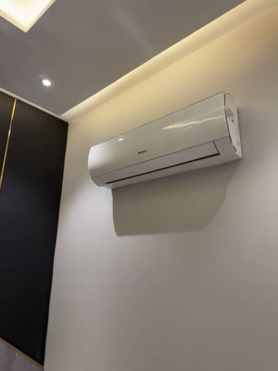 Gree 1.5 ac like new