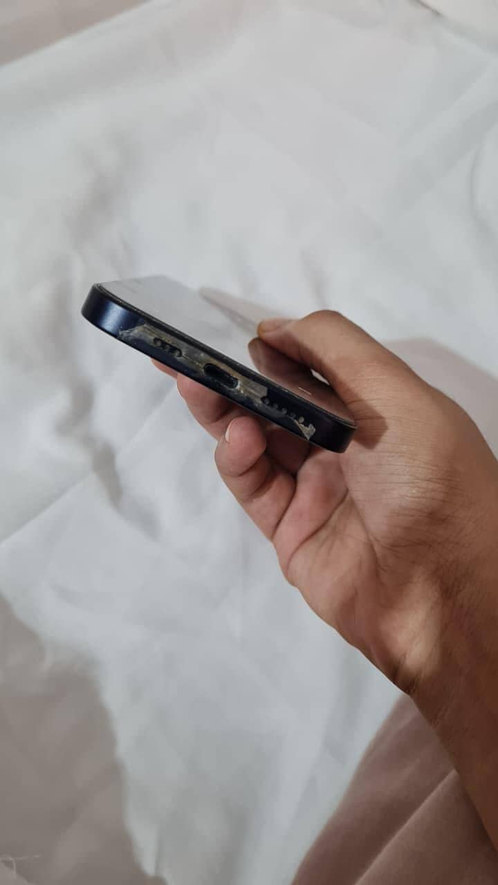 apple iPhone 12/64 GB 5