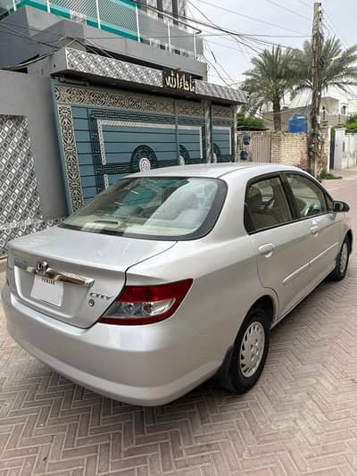 Honda City 2005 model (First owner Car)