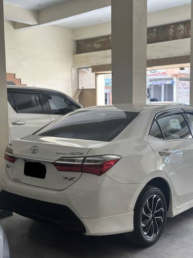  Toyota Corolla Grande 2025 – Almost Brand New!