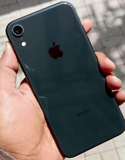 iphone Xr  SiM GliTcH