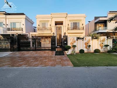 1 KANAL VICTORIAN DESIGN LUXURY VILLA FOR SALE NEAR TO PARK.