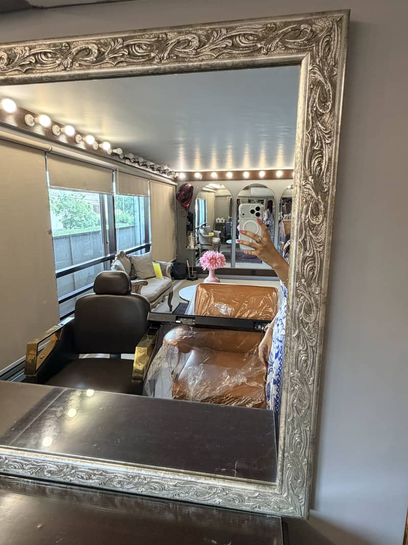 Mirror with silver border 3