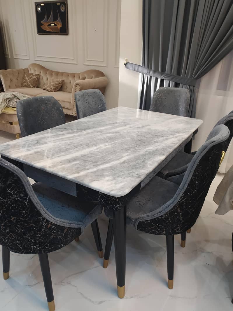 grey marbles table 1