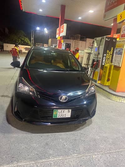 Toyota Vitz 2015