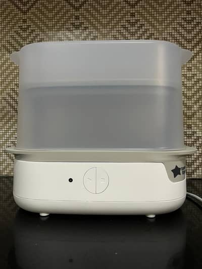 Tommee Tippee Steam Steriliser Used for Sale in Excellent Condition