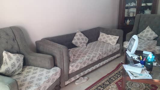 Wingback tufted sofa set