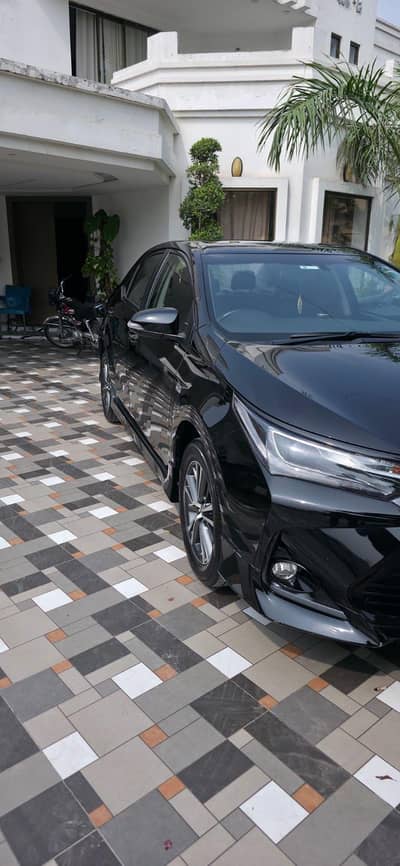 Toyota Corolla Grande black interior