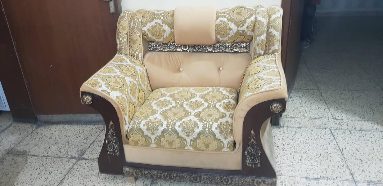 used sofa set 0