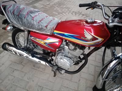 Honda 125 Hyderabad number 19 model