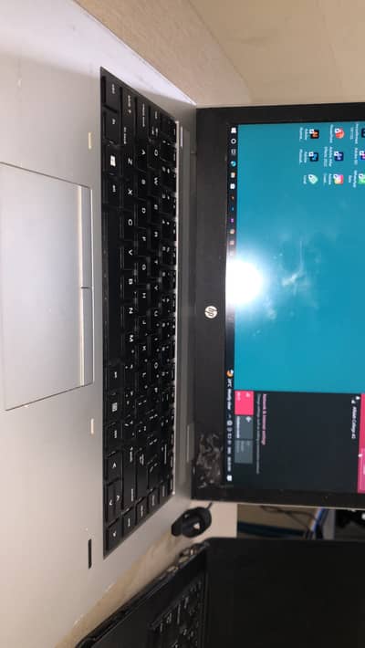 HP i5 7th generation 8GB / 256 SSD