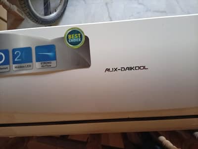 Aux  Daikool split AC DC inverter hot & cold