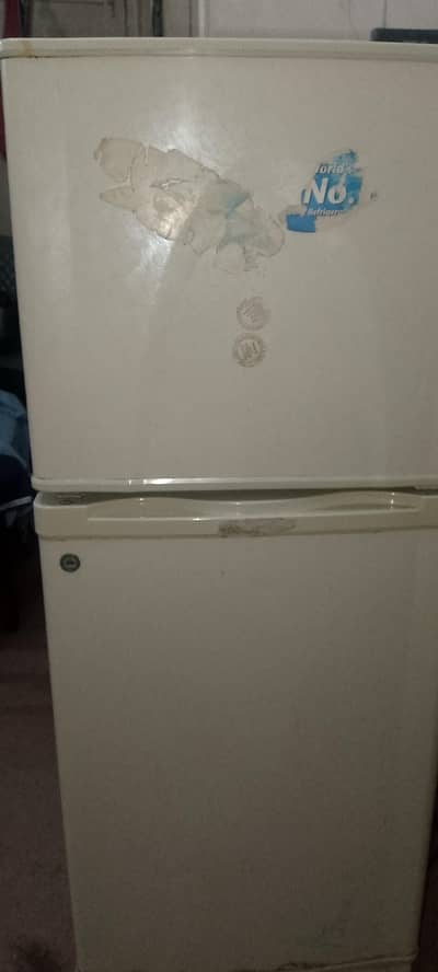 Dawlance refrigerator with original compressor for home use