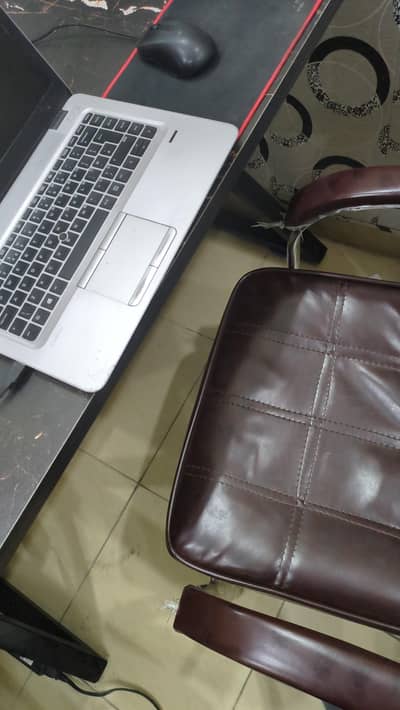 Office Boy Contact on WhatsApp 03167905114