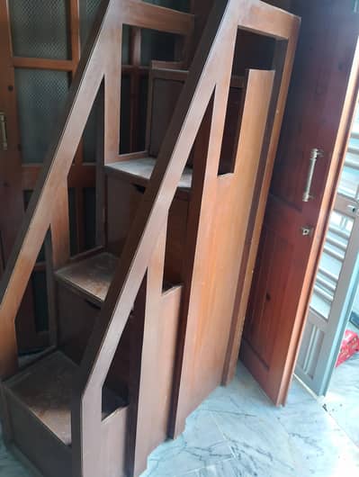 Wooden Storage Step Ladder