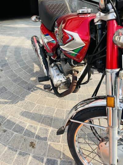 Honda 125 2023 model look like new Urget Sale