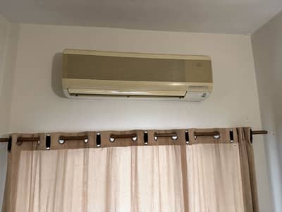 1.5 Ton AC for sale