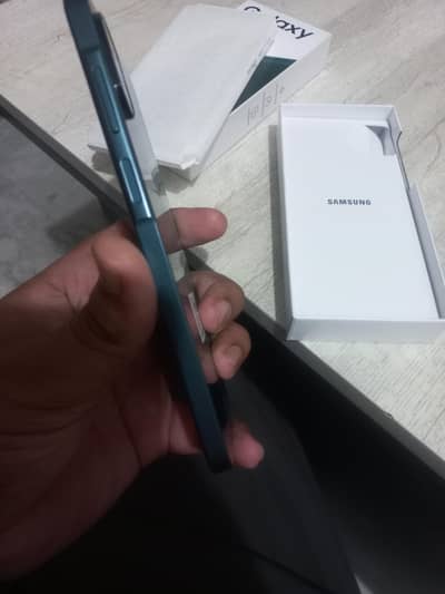samsung A07 4/64 just box open 3 to 4 days
