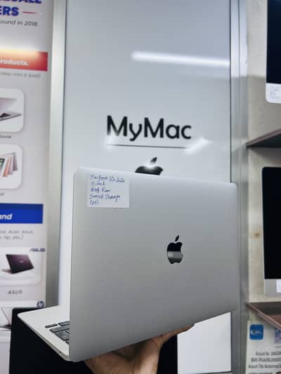 Apple Macbook Air 2020 13 inch core i5, 8gb ram & 500gb storage